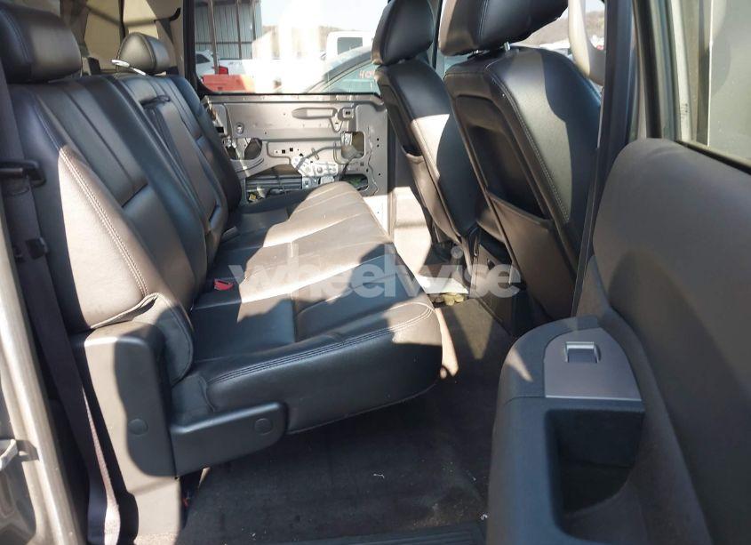 Photo 8 of 2013 Chevrolet Silverado 1500 LT (VIN 3GCPCSE08DG283985)