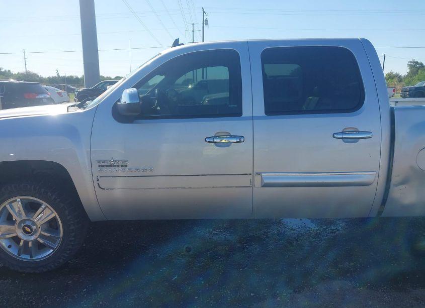 Photo 14 of 2013 Chevrolet Silverado 1500 LT (VIN 3GCPCSE08DG307900)