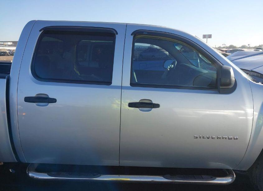 Photo 13 of 2013 Chevrolet Silverado 1500 LT (VIN 3GCPCSE08DG308934)