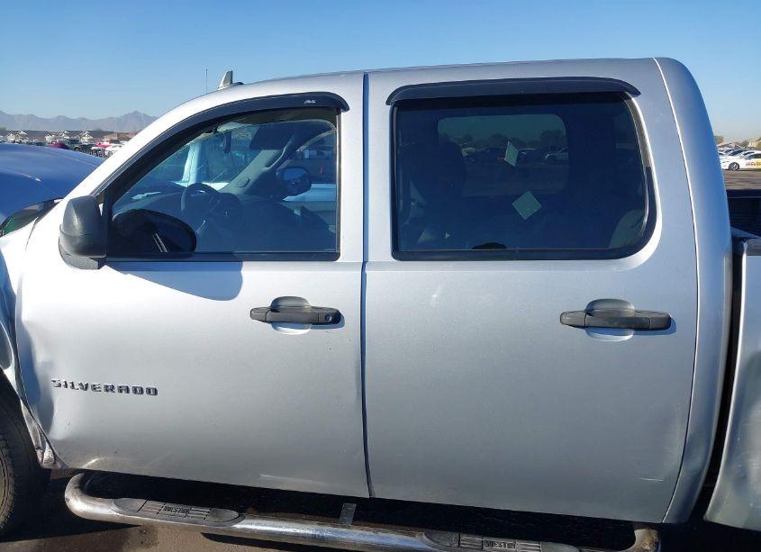 Photo 14 of 2013 Chevrolet Silverado 1500 LT (VIN 3GCPCSE08DG308934)