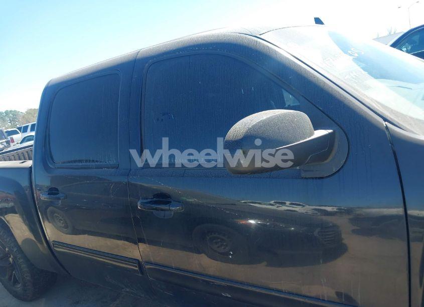 Photo 13 of 2013 Chevrolet Silverado 1500 LT (VIN 3GCPCSE08DG325863)
