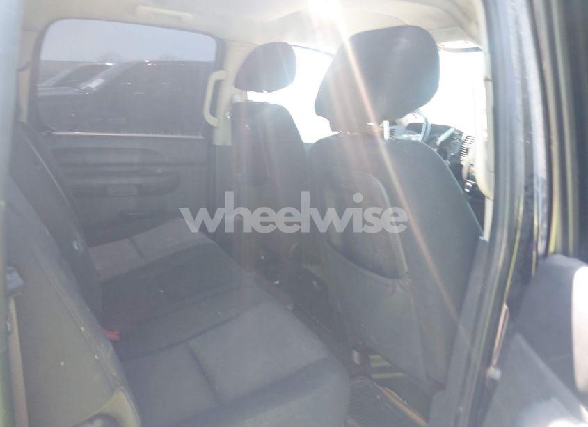 Photo 8 of 2013 Chevrolet Silverado 1500 LT (VIN 3GCPCSE08DG325863)