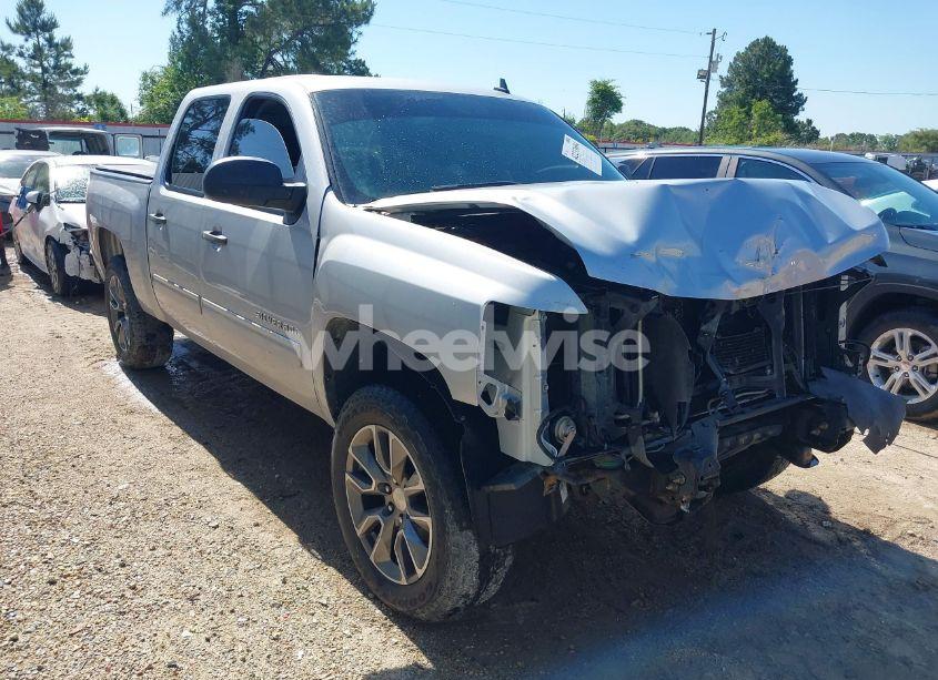 2013 Chevrolet Silverado 1500 LT (VIN 3GCPCSE08DG347488) main photo