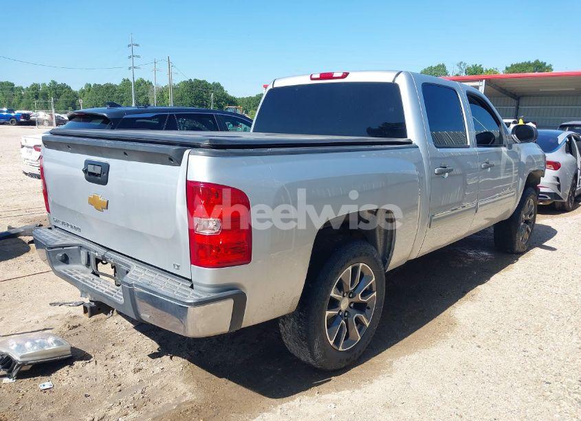 Photo 4 of 2013 Chevrolet Silverado 1500 LT (VIN 3GCPCSE08DG347488)