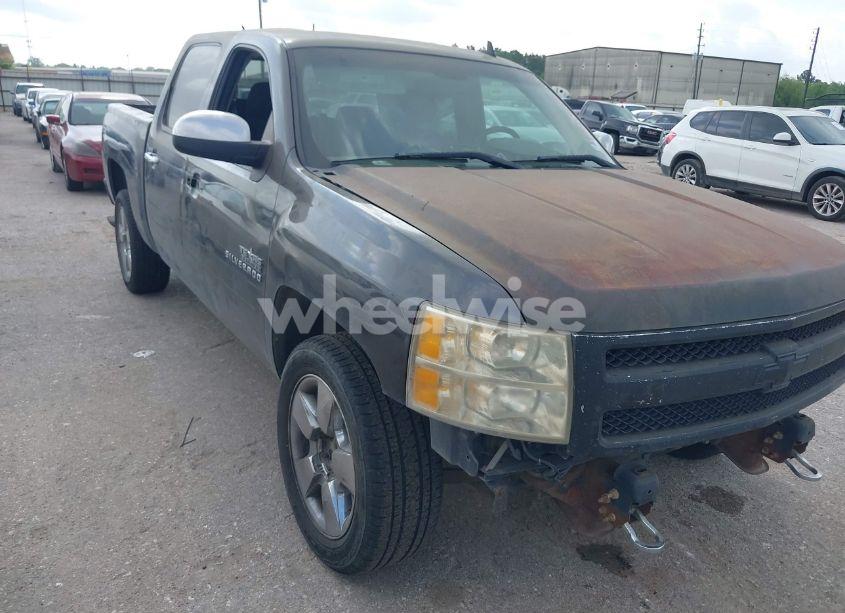 2011 Chevrolet Silverado 1500 LT (VIN 3GCPCSE09BG146325) main photo