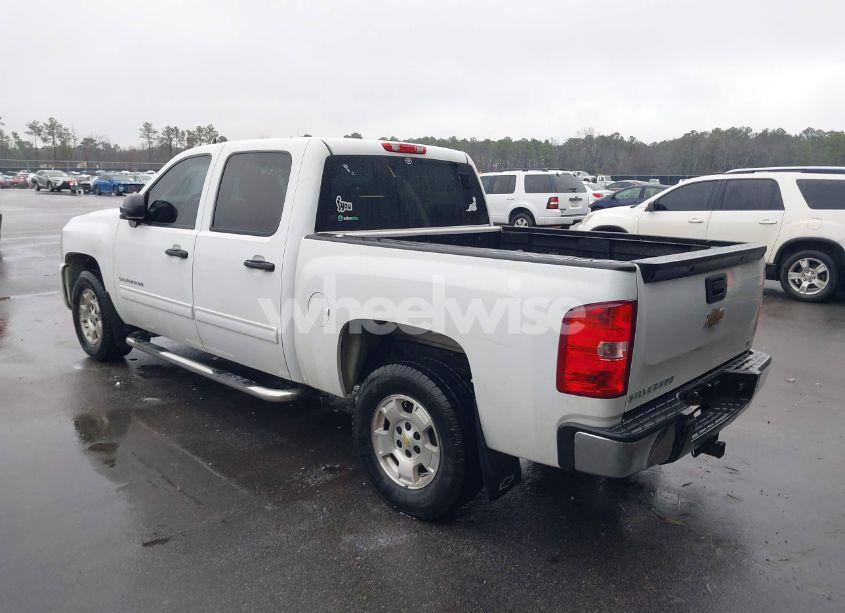 Photo 3 of 2011 Chevrolet Silverado 1500 LT (VIN 3GCPCSE09BG328607)