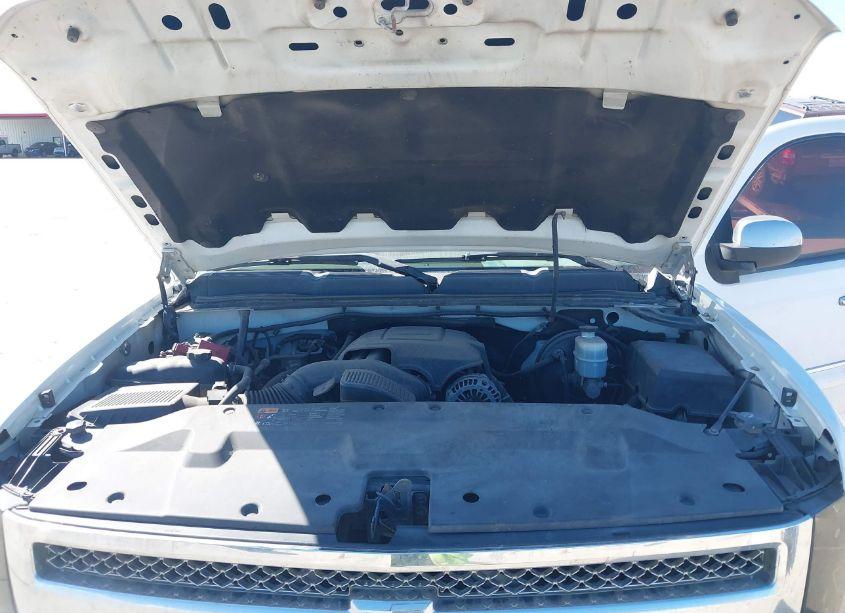 Photo 10 of 2012 Chevrolet Silverado 1500 LT (VIN 3GCPCSE09CG158170)