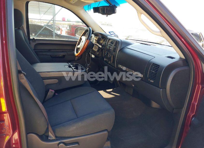 Photo 5 of 2013 Chevrolet Silverado 1500 LT (VIN 3GCPCSE09DG138289)