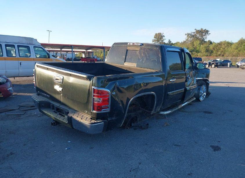 Photo 4 of 2013 Chevrolet Silverado 1500 LT (VIN 3GCPCSE09DG196600)