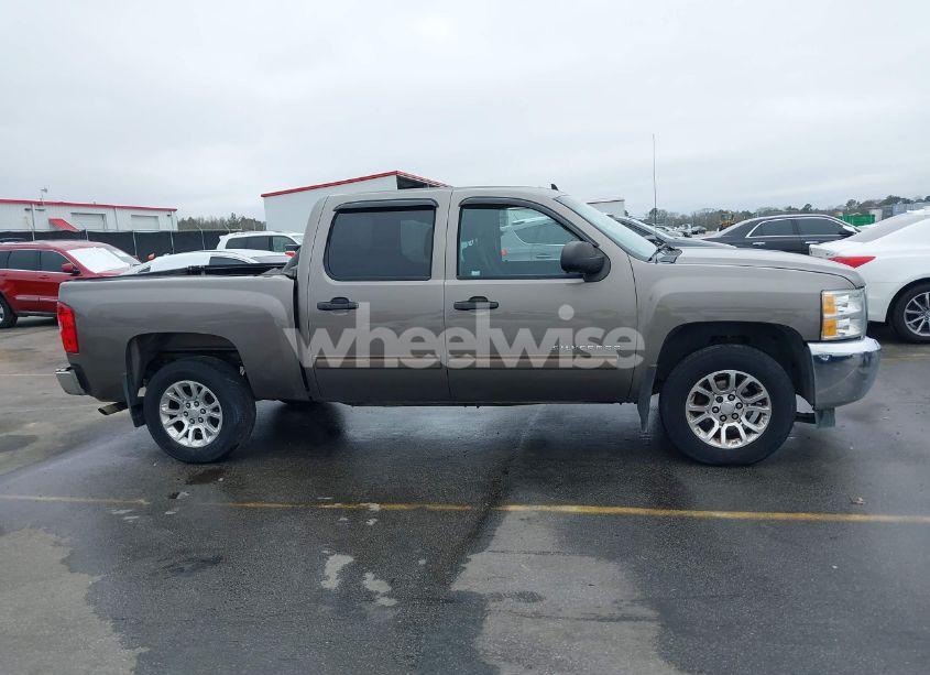 Photo 13 of 2013 Chevrolet Silverado 1500 LT (VIN 3GCPCSE09DG209913)