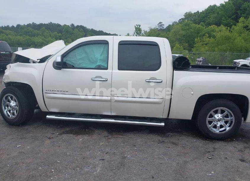 Photo 14 of 2013 Chevrolet Silverado 1500 LT (VIN 3GCPCSE09DG367202)