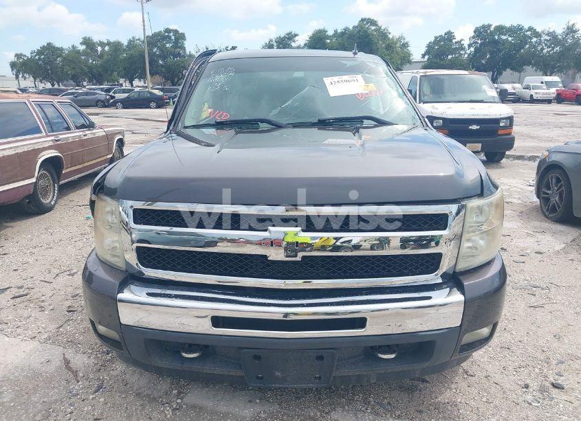 Photo 12 of 2011 Chevrolet Silverado 1500 LT (VIN 3GCPCSE0XBG185456)