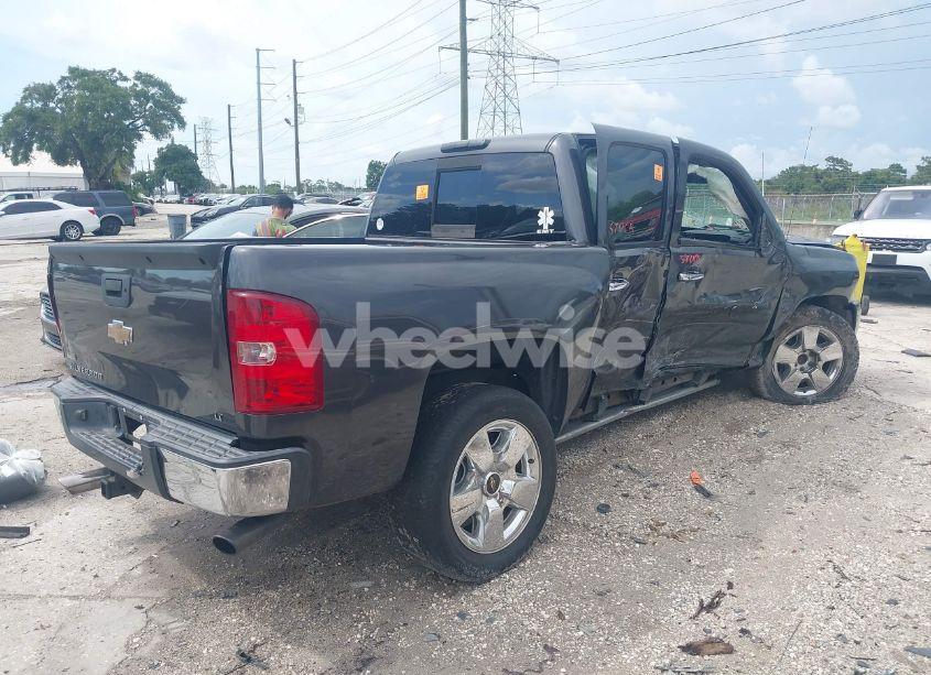 Photo 4 of 2011 Chevrolet Silverado 1500 LT (VIN 3GCPCSE0XBG185456)