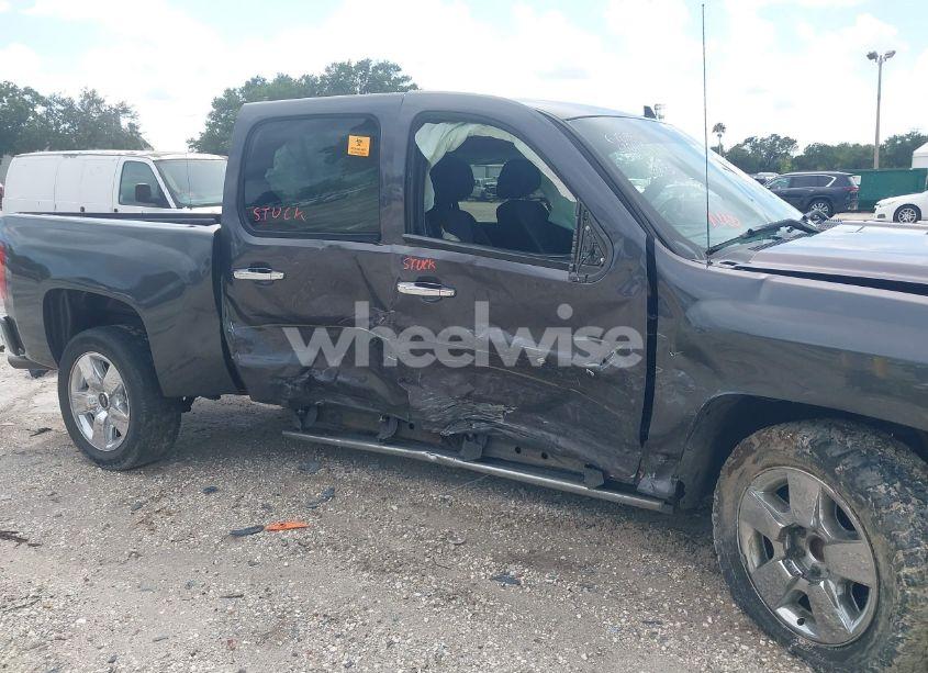 Photo 6 of 2011 Chevrolet Silverado 1500 LT (VIN 3GCPCSE0XBG185456)