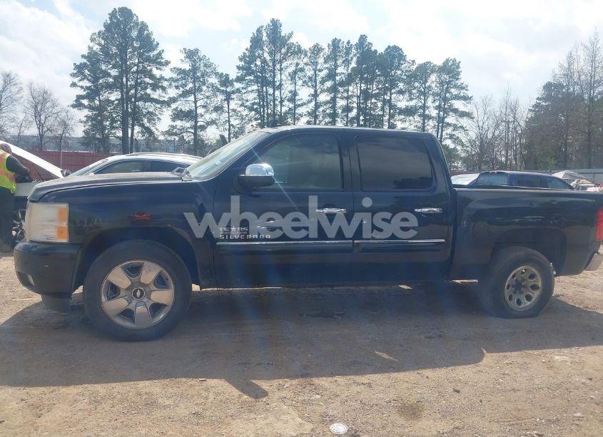 Photo 14 of 2011 Chevrolet Silverado 1500 LT (VIN 3GCPCSE0XBG280471)