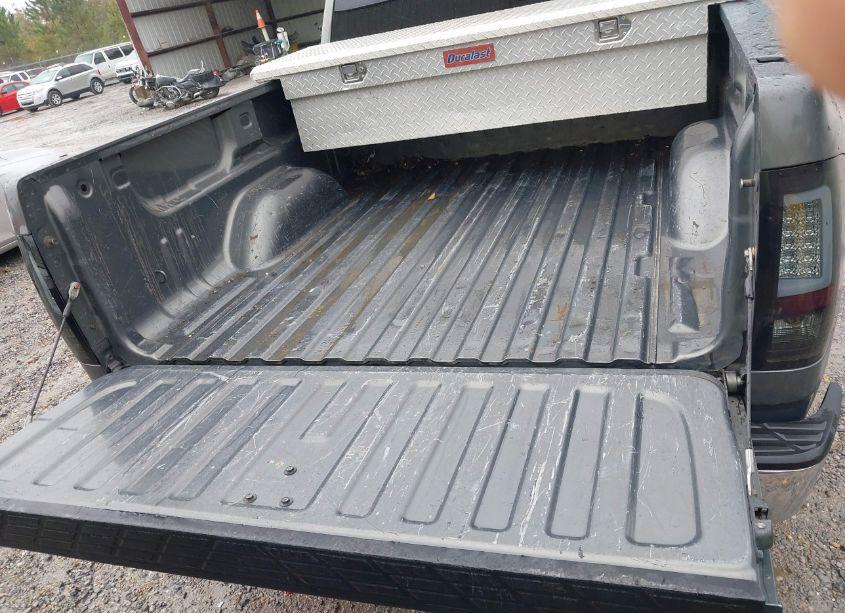 Photo 16 of 2011 Chevrolet Silverado 1500 LT (VIN 3GCPCSE0XBG322475)