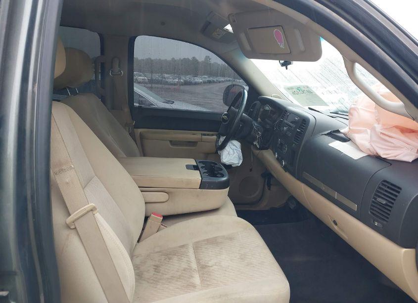 Photo 5 of 2011 Chevrolet Silverado 1500 LT (VIN 3GCPCSE0XBG322475)