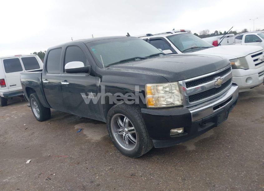 2011 Chevrolet Silverado 1500 LT (VIN 3GCPCSE0XBG391263) main photo