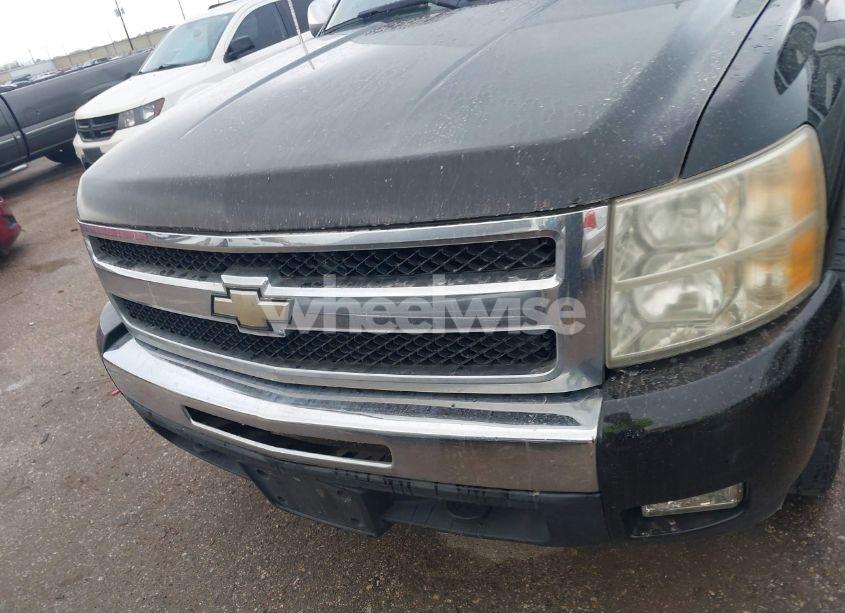 Photo 12 of 2011 Chevrolet Silverado 1500 LT (VIN 3GCPCSE0XBG391263)