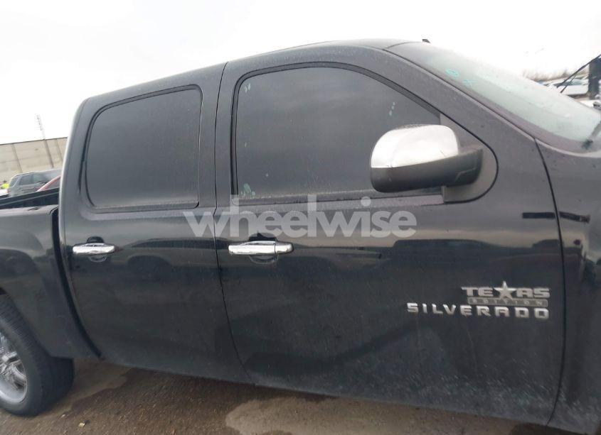 Photo 13 of 2011 Chevrolet Silverado 1500 LT (VIN 3GCPCSE0XBG391263)