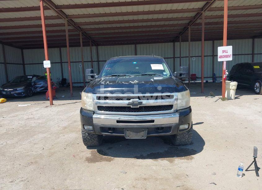 Photo 12 of 2011 Chevrolet Silverado 1500 LT (VIN 3GCPCSE0XBG406876)