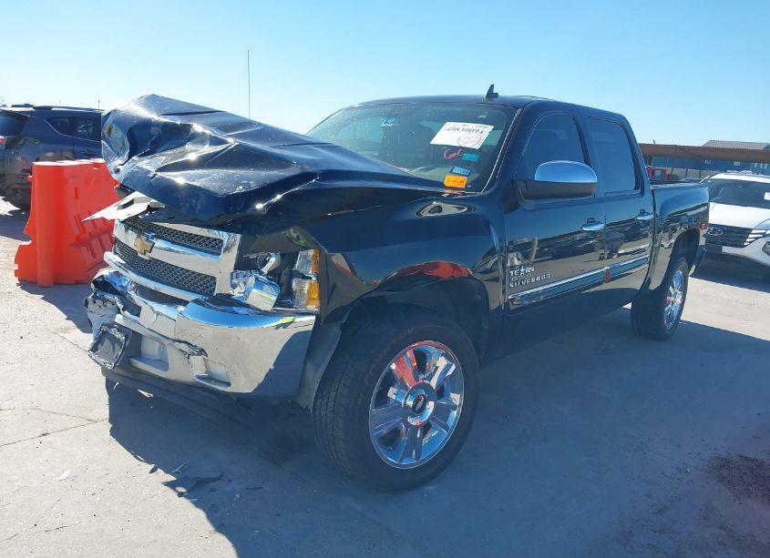 Photo 2 of 2012 Chevrolet Silverado 1500 LT (VIN 3GCPCSE0XCG155567)