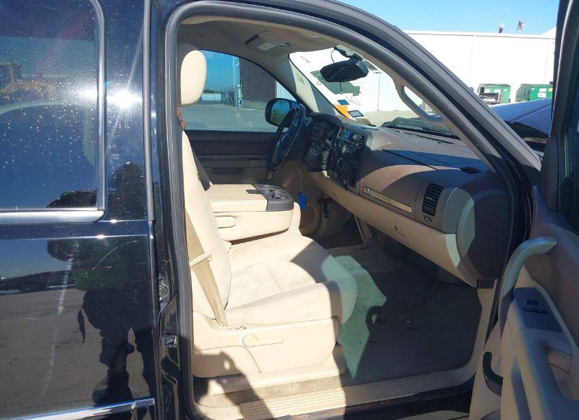 Photo 5 of 2012 Chevrolet Silverado 1500 LT (VIN 3GCPCSE0XCG155567)