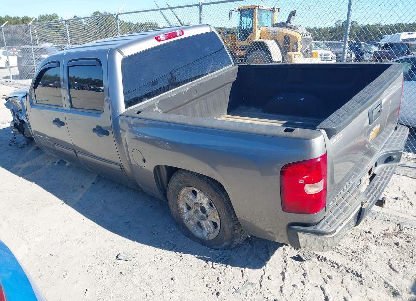 Photo 3 of 2013 Chevrolet Silverado 1500 LT (VIN 3GCPCSE0XDG193494)