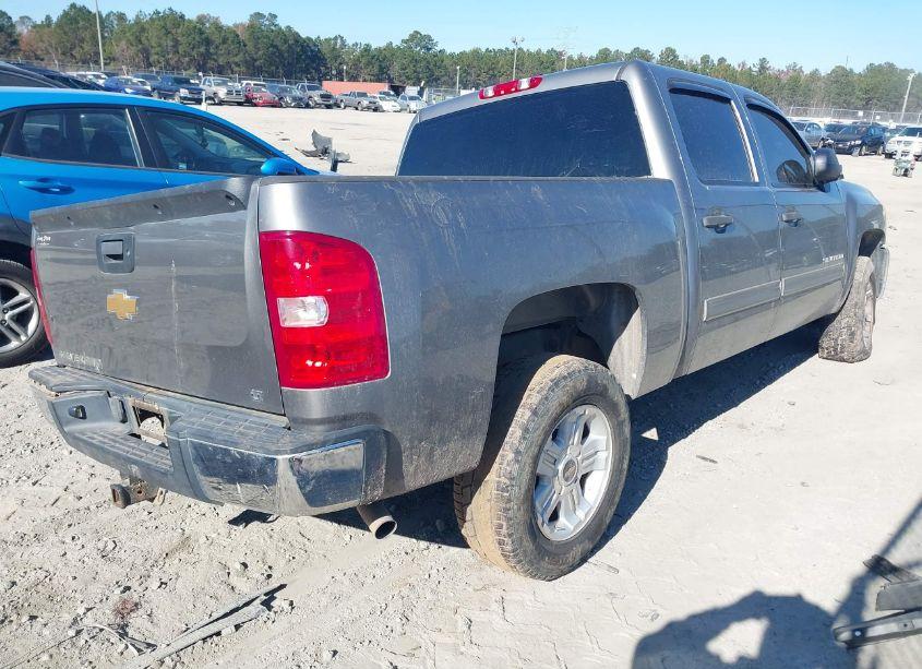 Photo 4 of 2013 Chevrolet Silverado 1500 LT (VIN 3GCPCSE0XDG193494)
