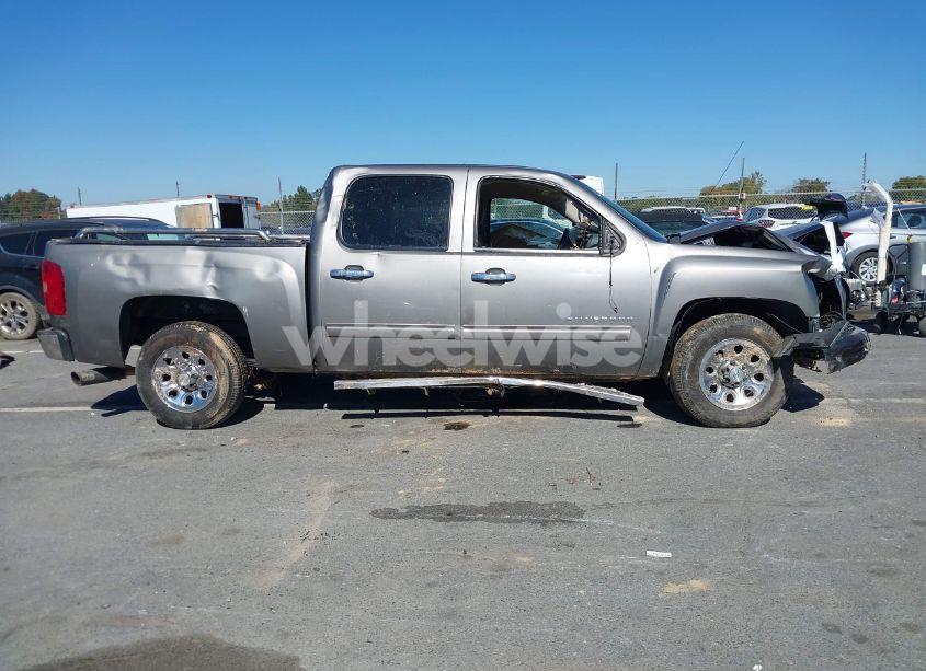 Photo 13 of 2013 Chevrolet Silverado 1500 LT (VIN 3GCPCSEA0DG113368)