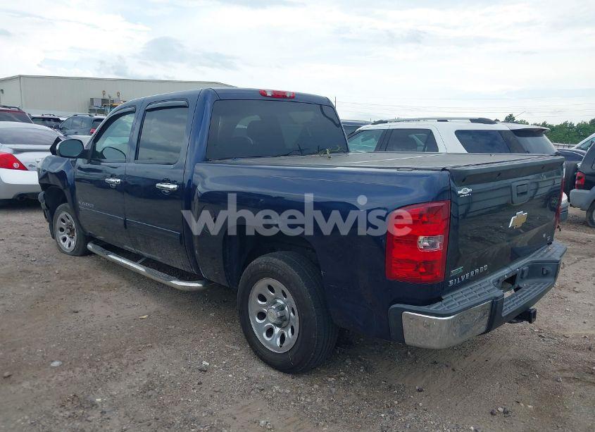 Photo 3 of 2011 Chevrolet Silverado 1500 LT (VIN 3GCPCSEA3BG134616)