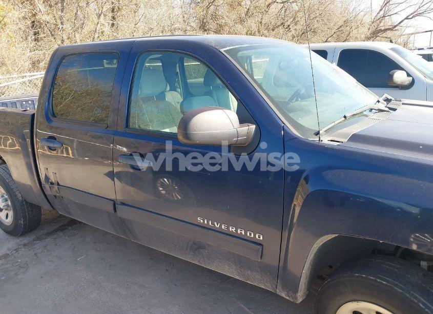 Photo 13 of 2011 Chevrolet Silverado 1500 LT (VIN 3GCPCSEA3BG136771)