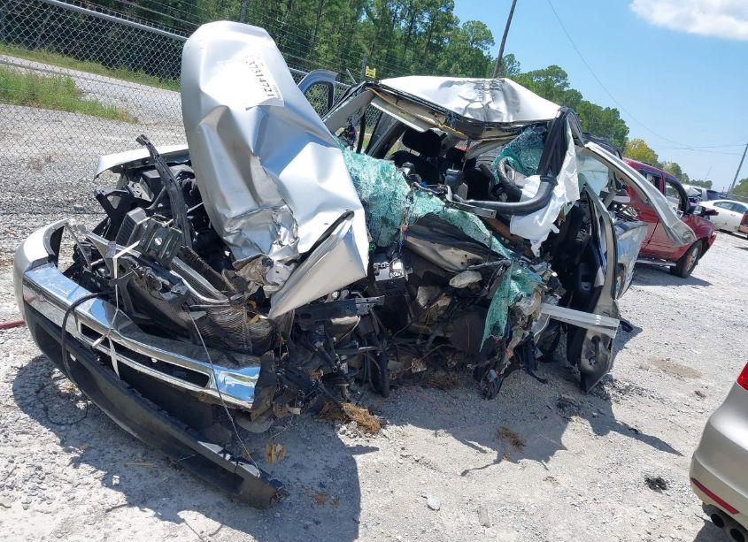 Photo 2 of 2011 Chevrolet Silverado 1500 LT (VIN 3GCPCSEA5BG109121)