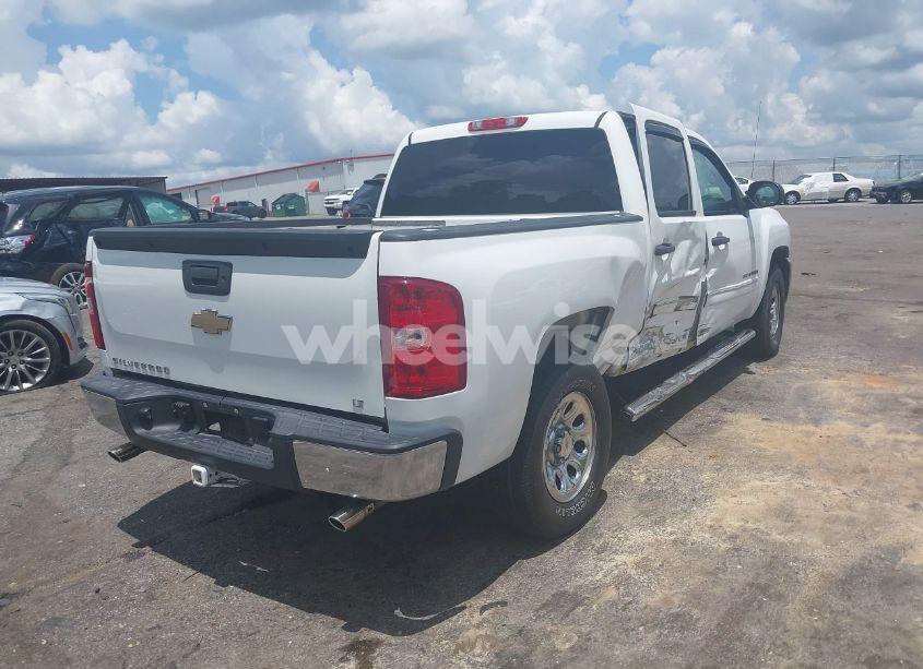 Photo 4 of 2013 Chevrolet Silverado 1500 LT (VIN 3GCPCSEA7DG229800)