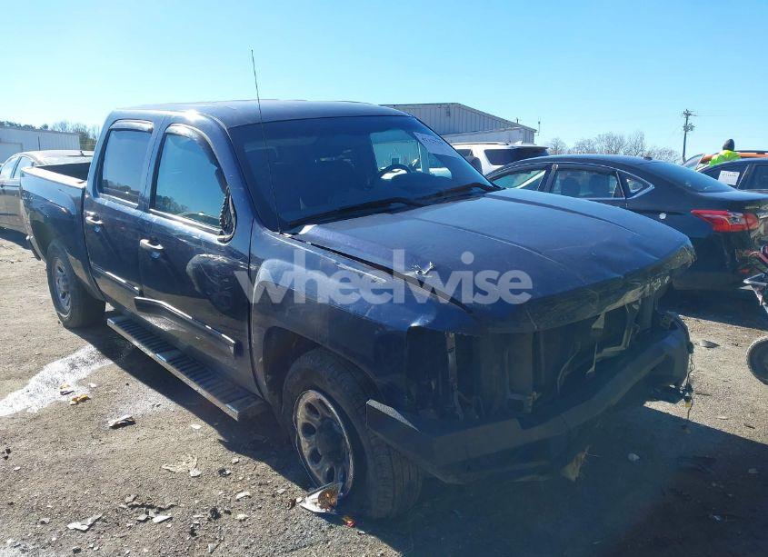 2011 Chevrolet Silverado 1500 LT (VIN 3GCPCSEA8BG107363) main photo