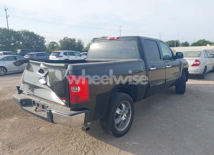 Photo 4 of 2011 Chevrolet Silverado 1500 LT (VIN 3GCPCSEAXBG115254)