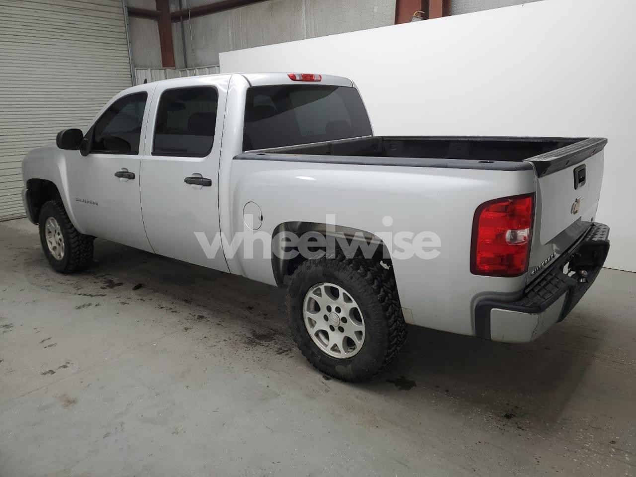 Photo 2 of 2012 CHEVROLET SILVERADO C1500 LT (VIN 3GCPCSEAXCG237372)