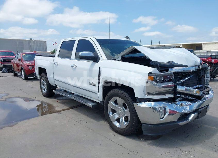 2018 Chevrolet Silverado 1500 1LZ (VIN 3GCPCSEC0JG397548) main photo