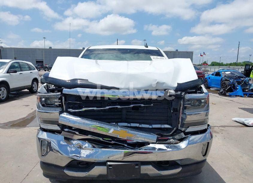 Photo 6 of 2018 Chevrolet Silverado 1500 1LZ (VIN 3GCPCSEC0JG397548)