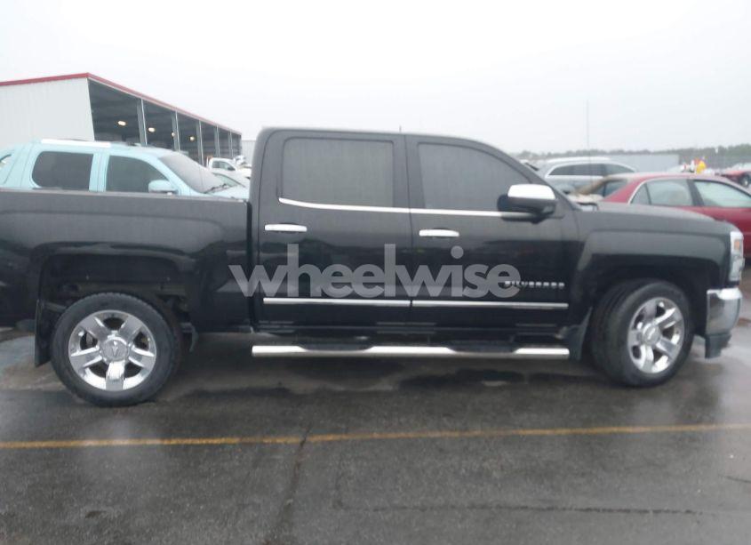 Photo 14 of 2018 Chevrolet Silverado 1500 1LZ (VIN 3GCPCSEC3JG630340)