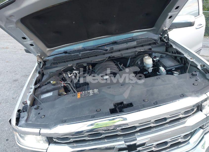 Photo 10 of 2018 Chevrolet Silverado 1500 1LZ (VIN 3GCPCSEC4JG643677)