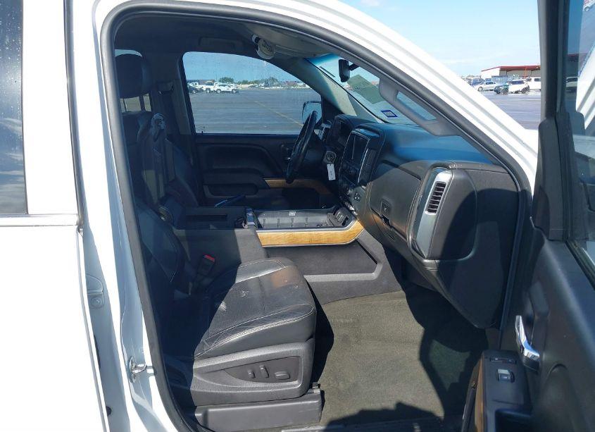 Photo 5 of 2015 Chevrolet Silverado 1500 1LZ (VIN 3GCPCSEC6FG497015)