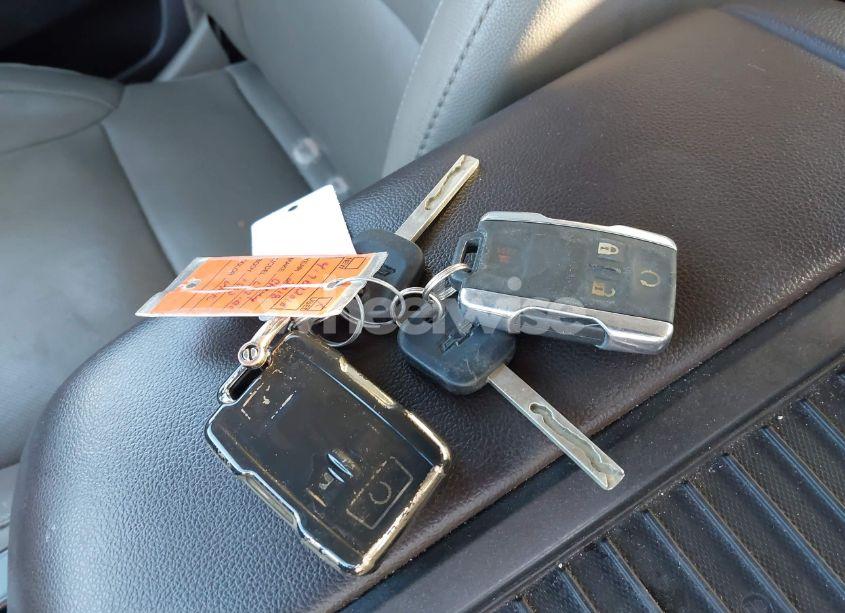 Photo 11 of 2018 Chevrolet Silverado 1500 1LZ (VIN 3GCPCSEC6JG340710)