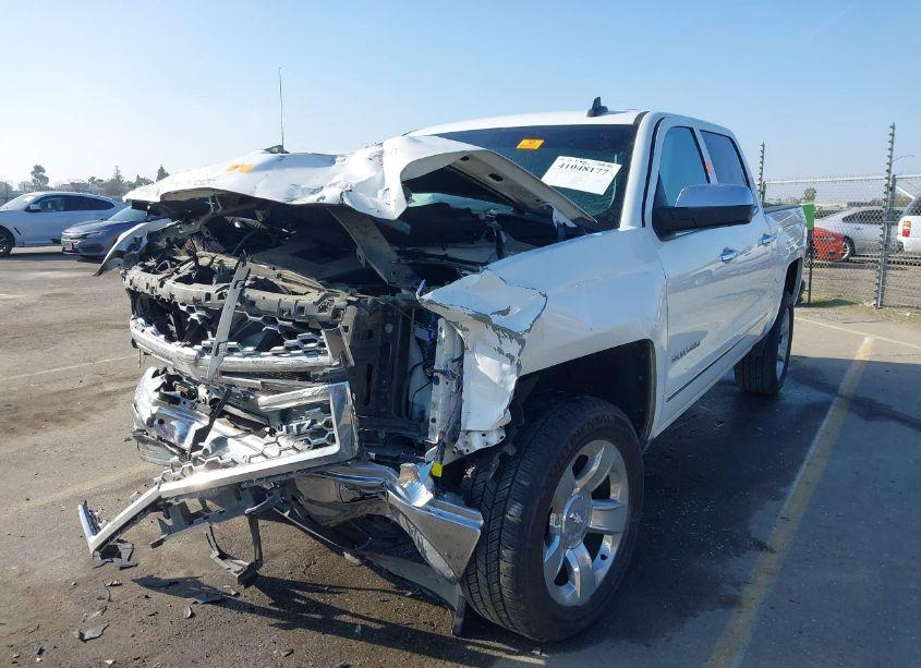 Photo 2 of 2015 Chevrolet Silverado 1500 1LZ (VIN 3GCPCSEC8FG425507)