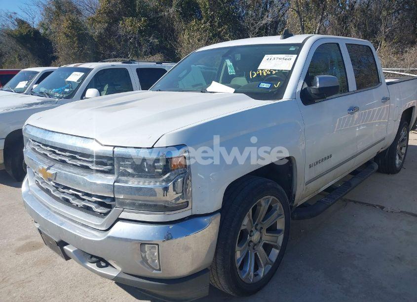 Photo 2 of 2017 Chevrolet Silverado 1500 1LZ (VIN 3GCPCSEC8HG108880)