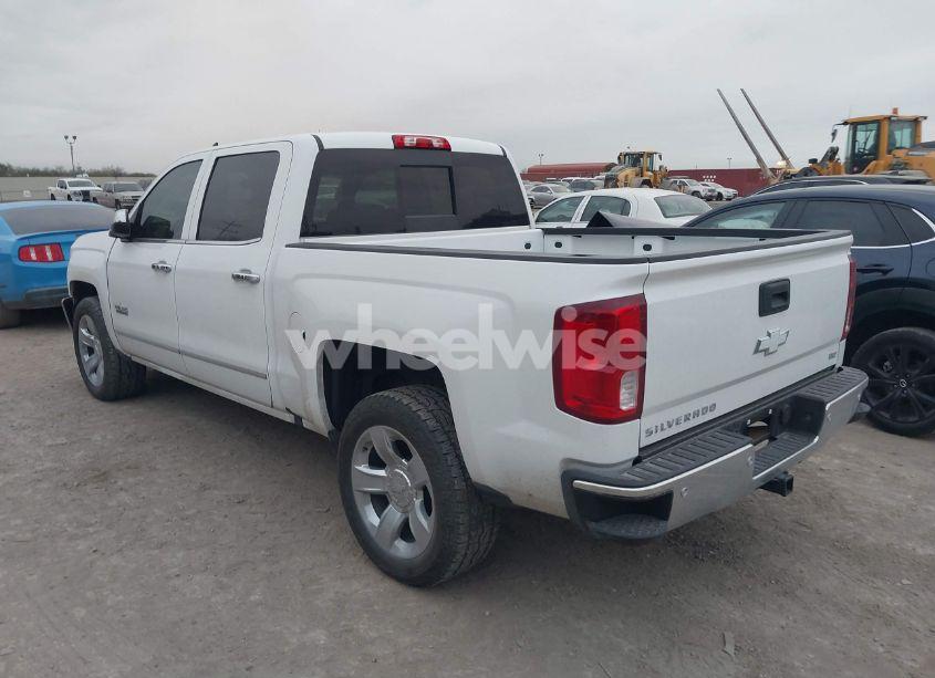 Photo 3 of 2018 Chevrolet Silverado 1500 1LZ (VIN 3GCPCSEC8JG616403)