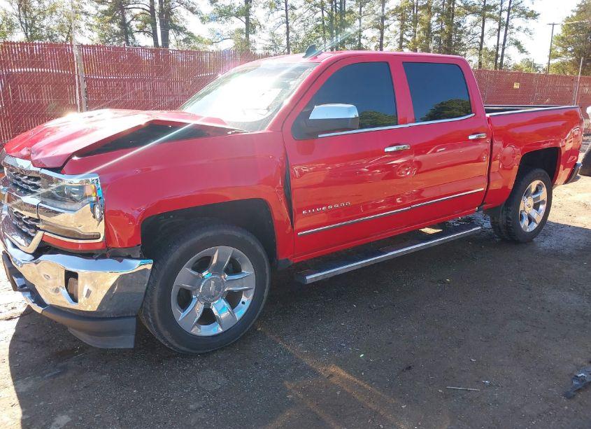 Photo 2 of 2017 Chevrolet Silverado 1500 1LZ (VIN 3GCPCSEC9HG382198)