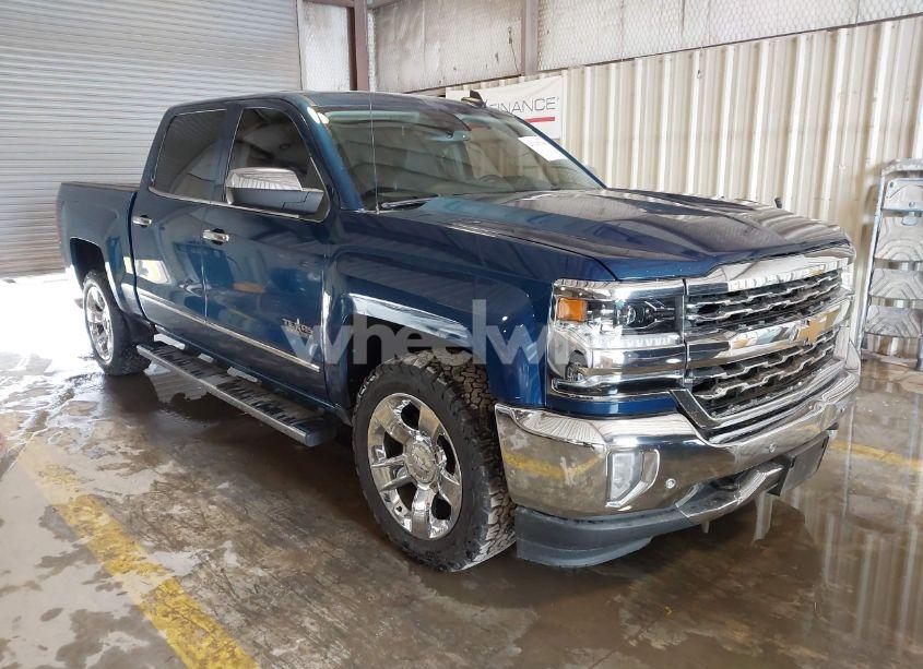 2018 Chevrolet Silverado 1500 1LZ (VIN 3GCPCSEC9JG133342) main photo