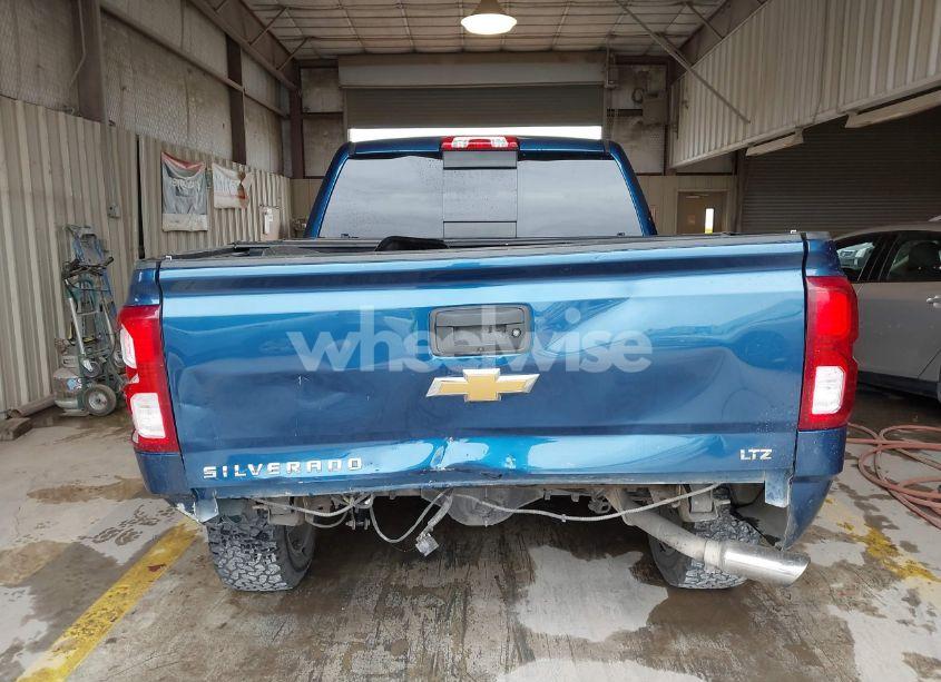 Photo 17 of 2018 Chevrolet Silverado 1500 1LZ (VIN 3GCPCSEC9JG133342)