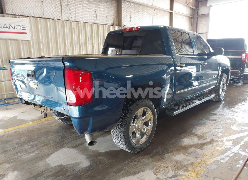 Photo 4 of 2018 Chevrolet Silverado 1500 1LZ (VIN 3GCPCSEC9JG133342)